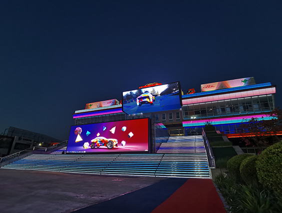 酷車(chē)小鎮(zhèn)夜游燈光特色升級(jí)